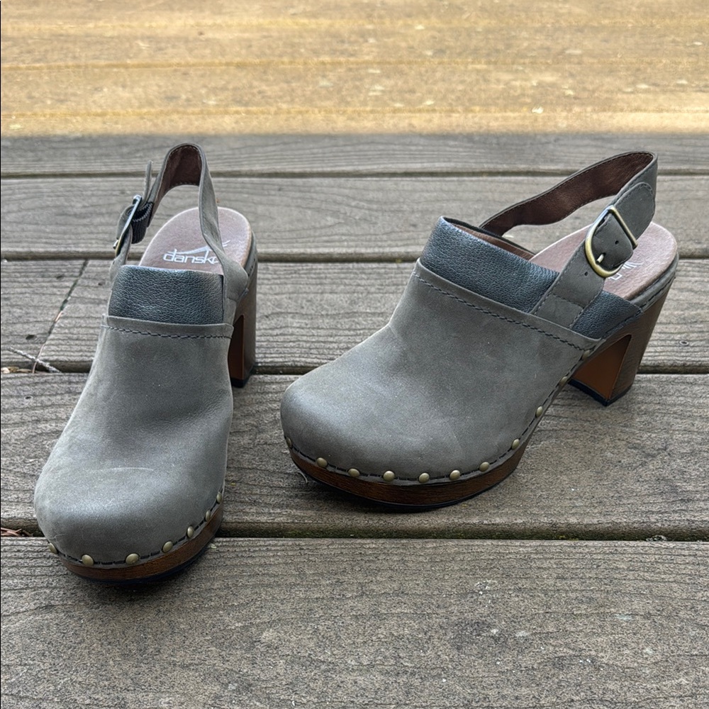 Dansko Women’s Leather Clog Sandal Sz 37, Like New